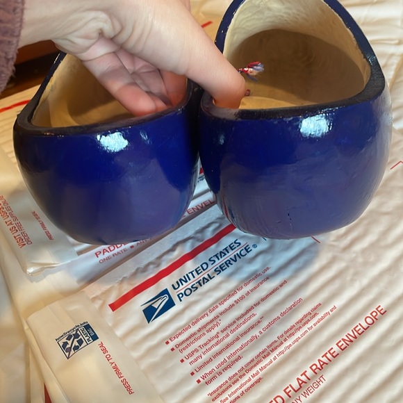 BEEMSTER premium Dutch cheese blue promotional wooden clogs Dutch cheese clogs - Picture 9 of 13